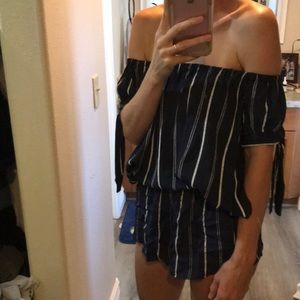 Flynn skye set navy blue and white stripe medium